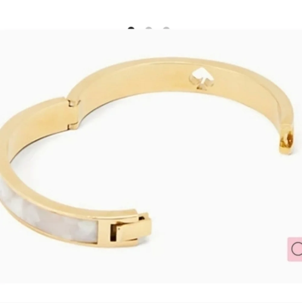 Kate Spade punch hinged bracelet NWT‎ - Picture 3 of 6